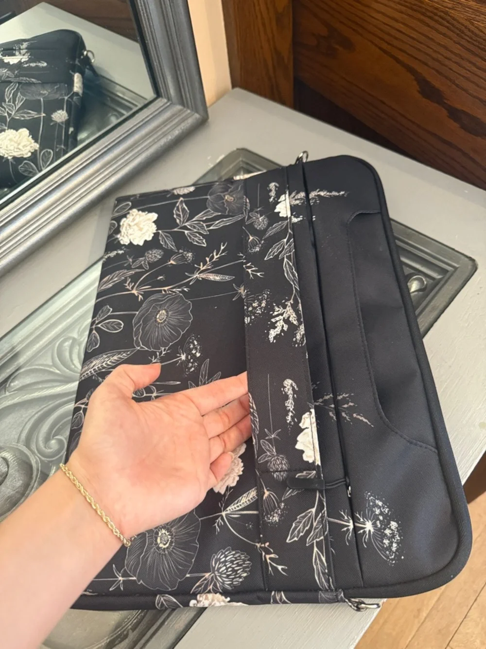 Mosiso 15.6” Botanical Black Floral Laptop Tote Crossbody Bag